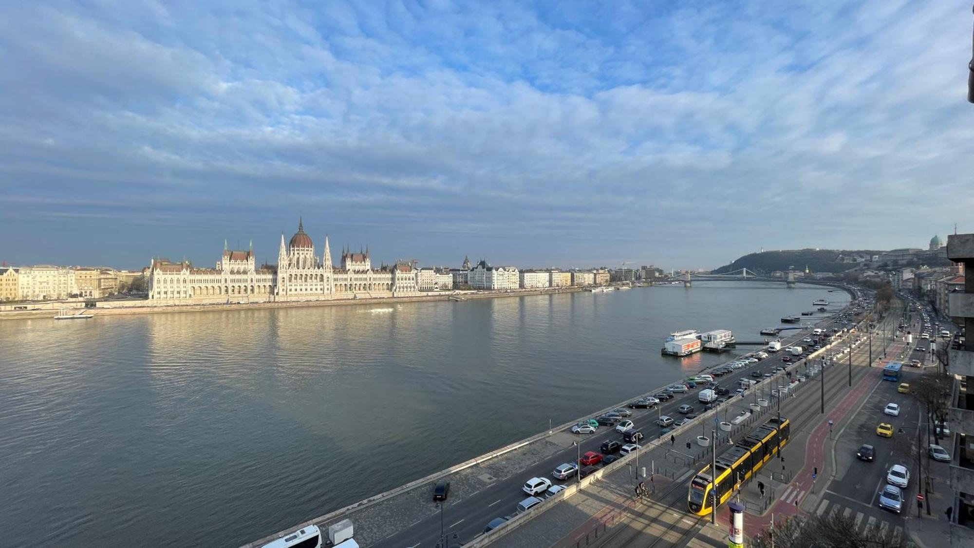 Apartamento Stunning Balcony Parliament View